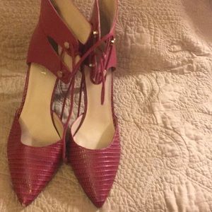 Red Nine West 21/2” heels
